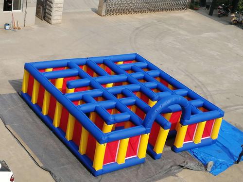 充气迷宫 - 厦门鑫睿远气模制造有限公司